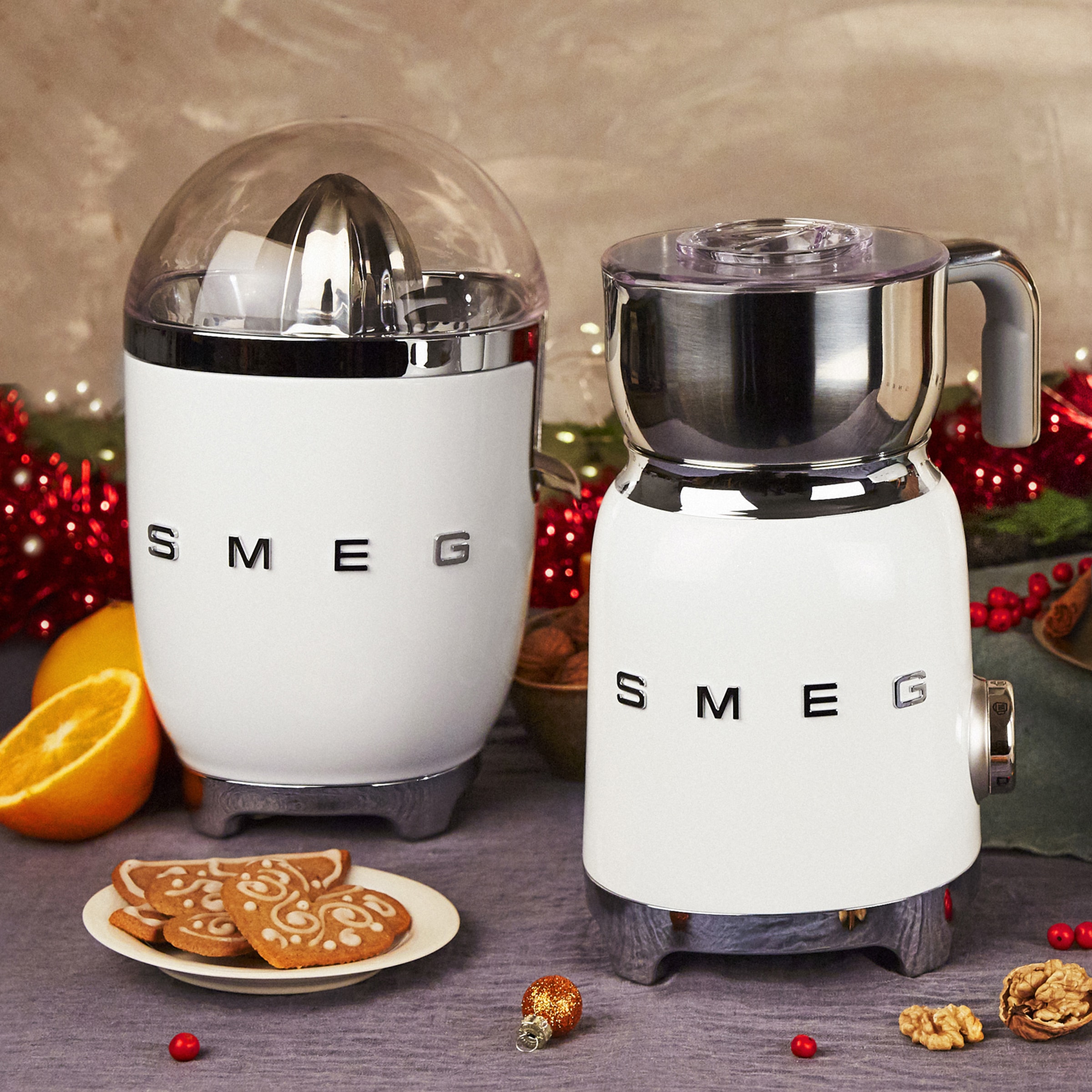 Presse-Agrumes Électrique Smeg CJF11PKEU | 70W | Rose | Bec Anti-Goutte
